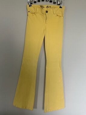 Y2K Alice + Olivia Yellow Flare Pants